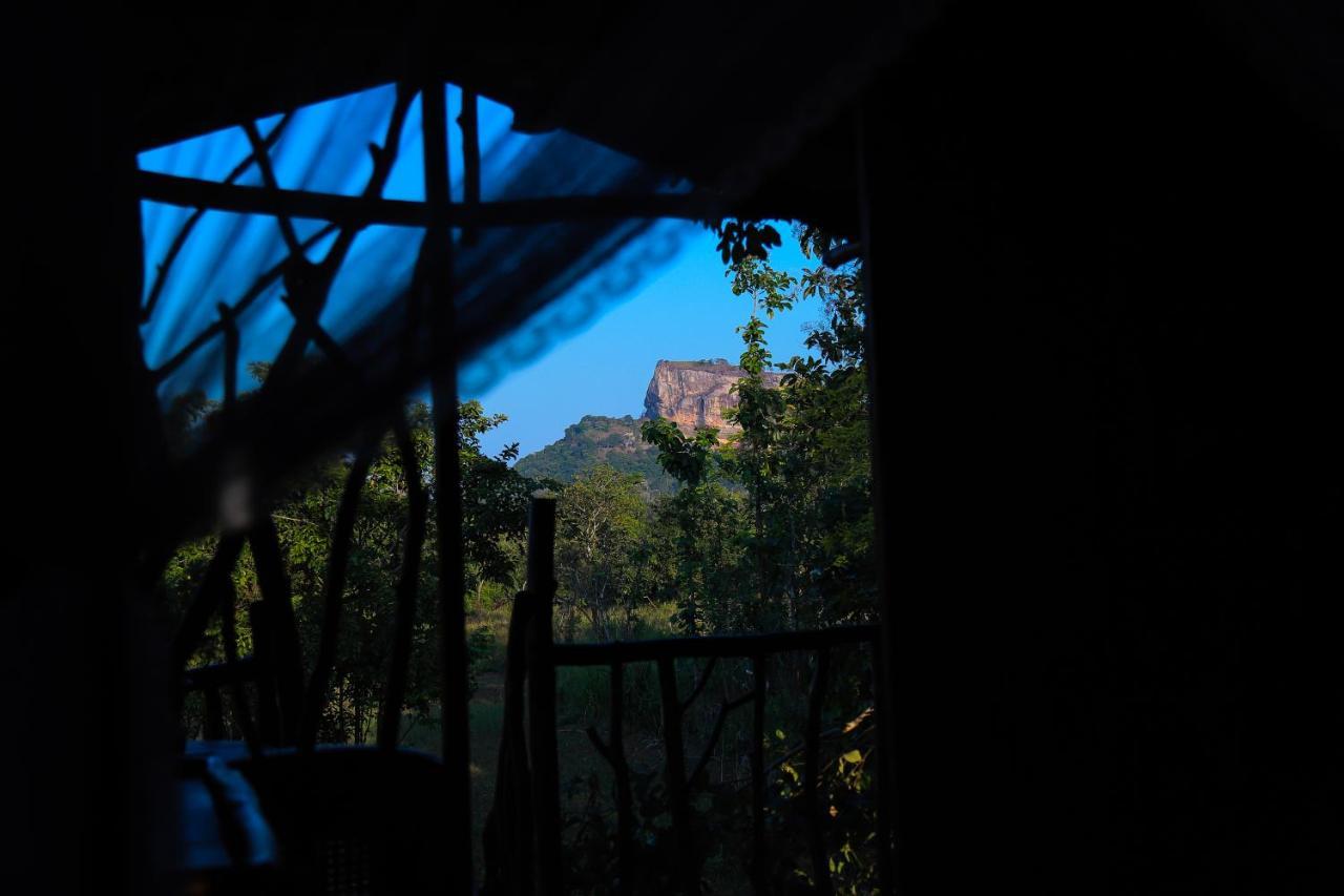 Sigiriya Rock Gate Tree House 호텔 외부 사진